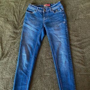 COPY - apple bottom jeans